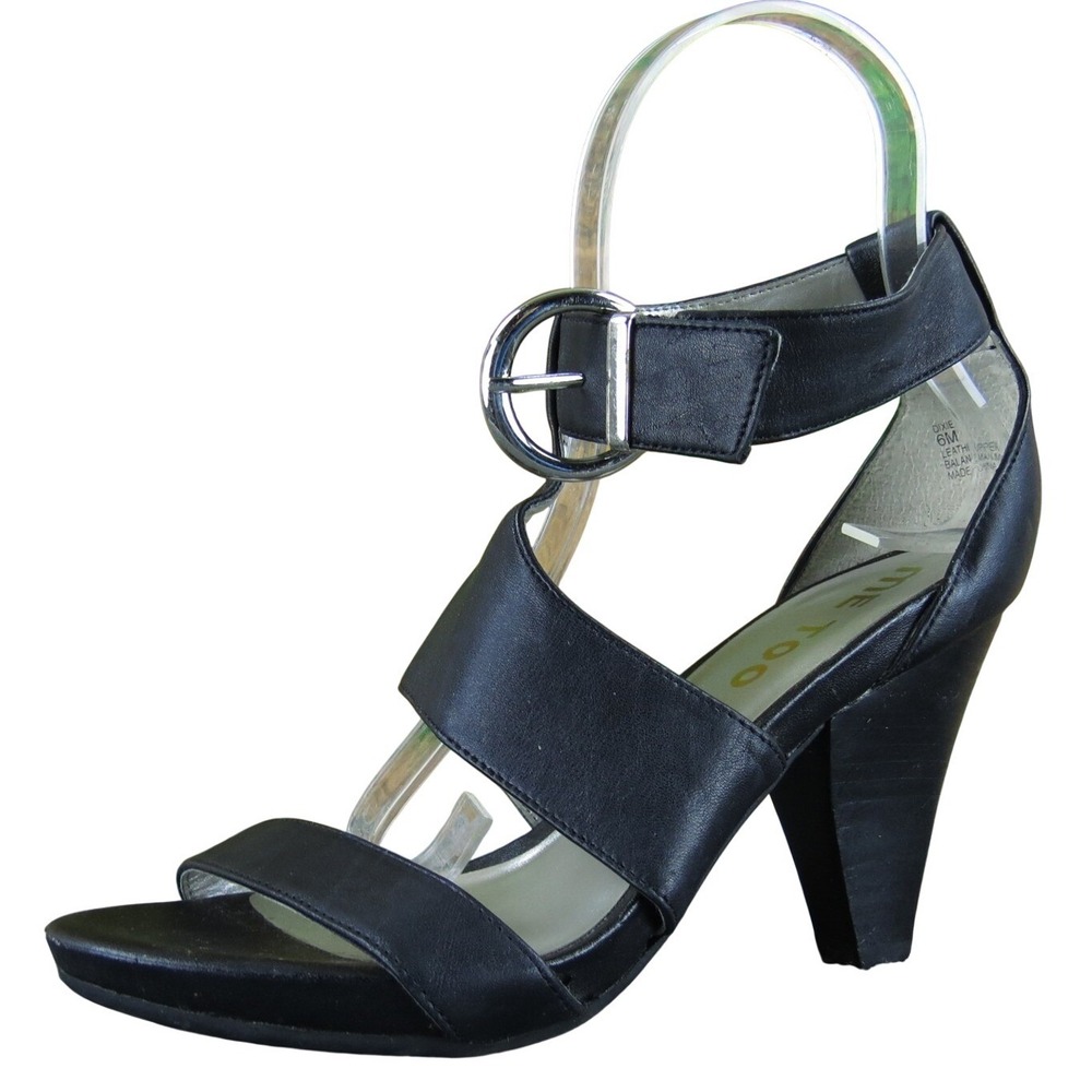 Me Too Women Dixie Strappy Black Leather Sz 6 Medium Gently Used 2025